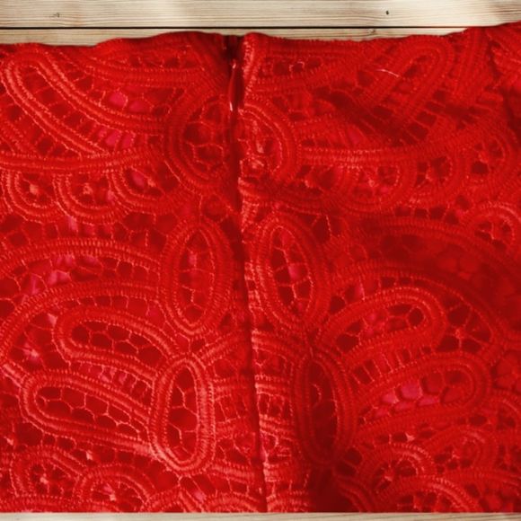 AMANDA UPRICHARD LACEY LACE PANEL CROCHET HIGH RISE SHORTS "POPPY SHORTS" - Picture 8 of 13